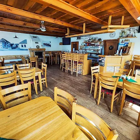 Malostranska Restaurace Πανδοχείο